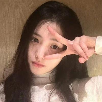 舒莎摇摇 海报